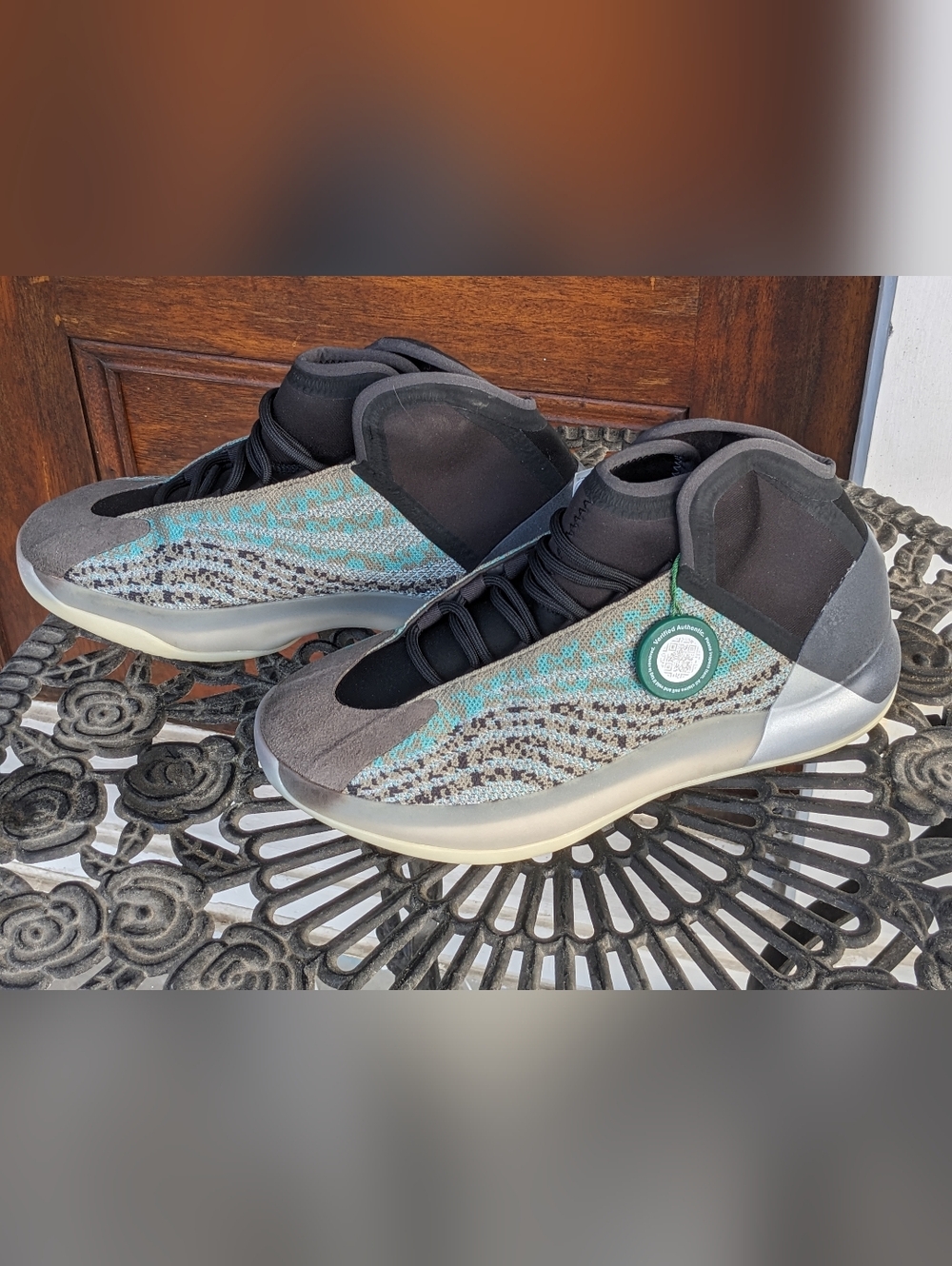 adidas Yeezy Quantum Teal Blue Basketball Sneakers Men’s Size 10